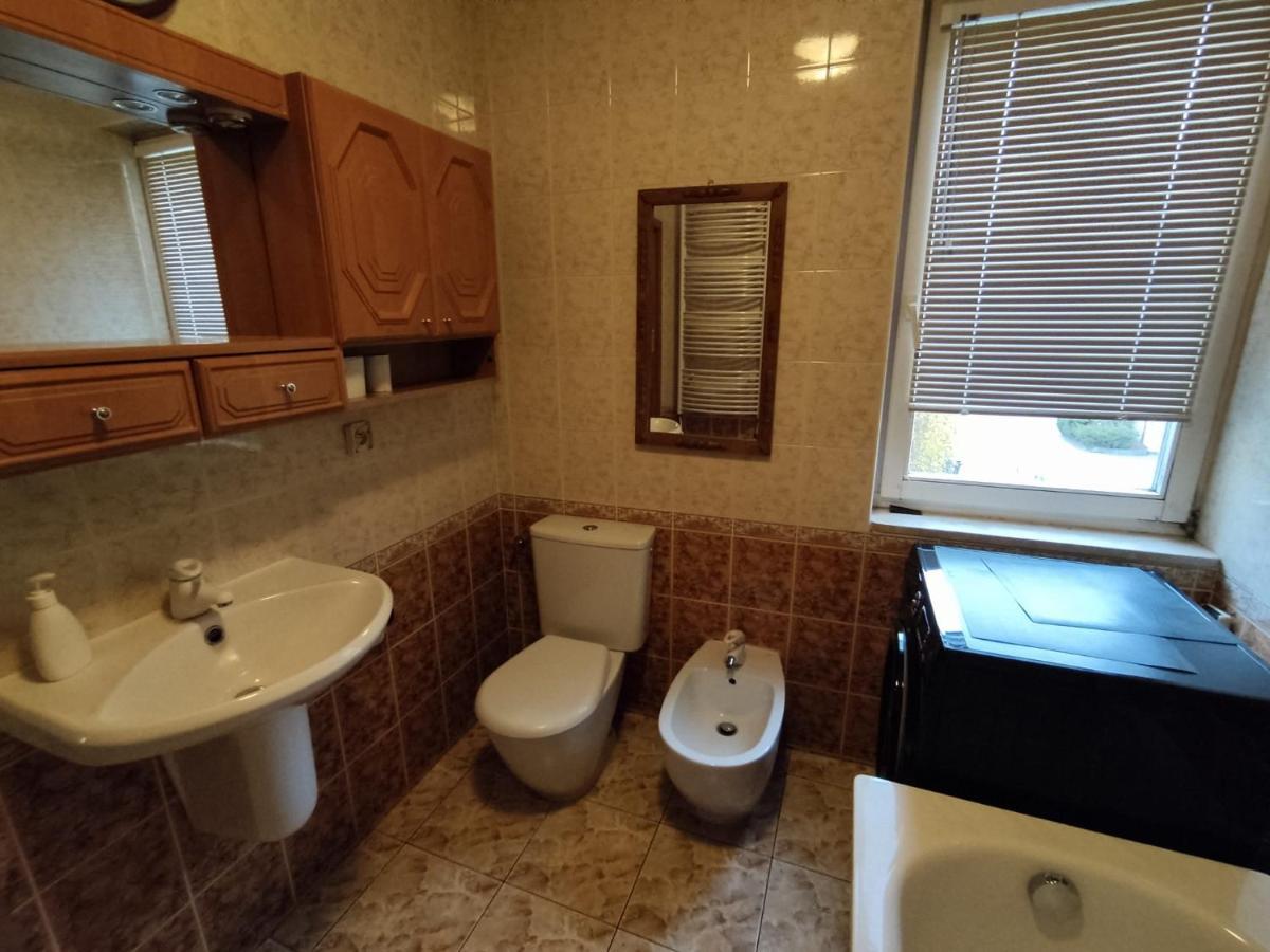 Classic Apartament Metro Kabaty Varşovia Exterior foto